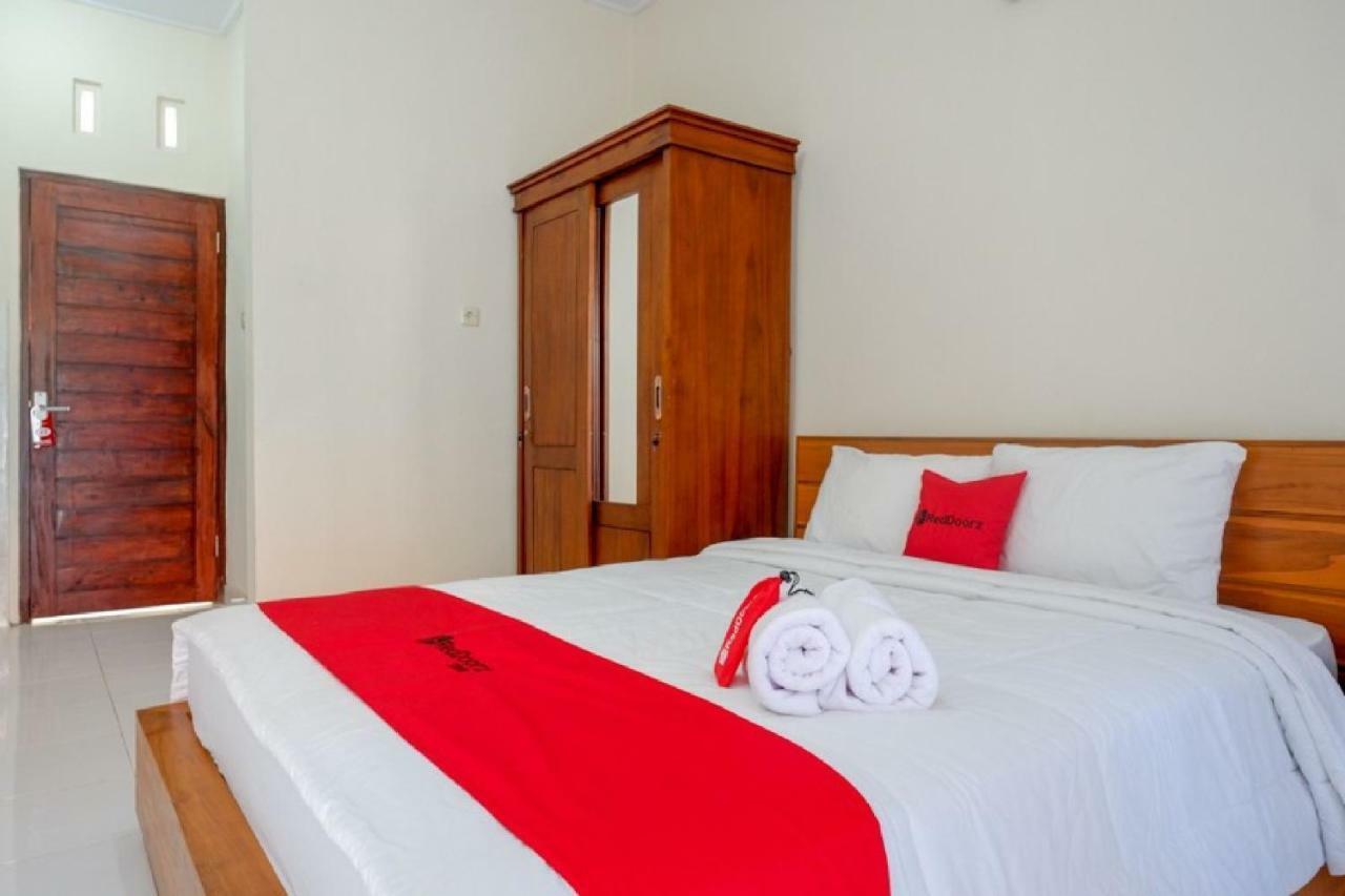 Reddoorz Near Mertasari Beach Denpasar Extérieur photo